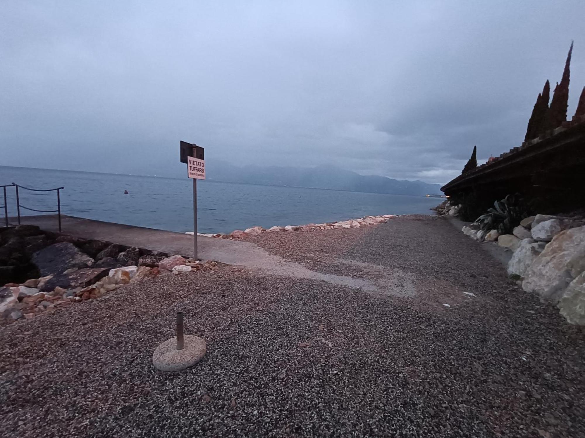 Bellavista Eremitaggio Lejlighed Torri Del Benaco Eksteriør billede